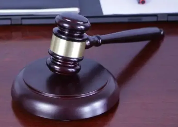 把别人手砍了判多少年