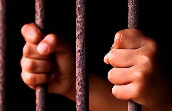 现在判无期要坐多少年